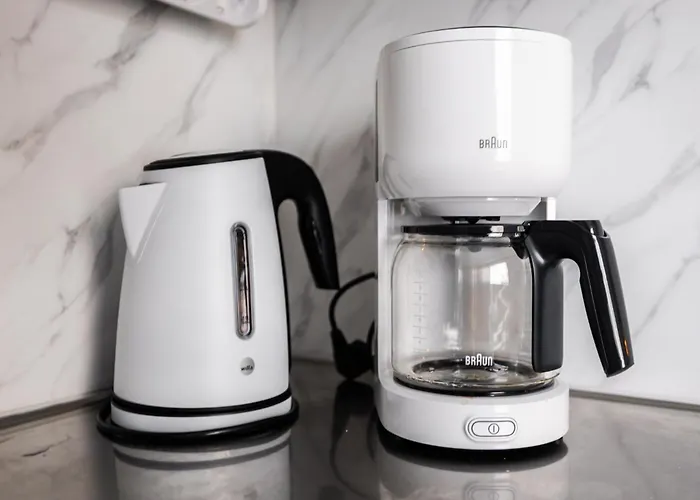 Pluminous Studio- Free Parking- No Staircase Апартаменты